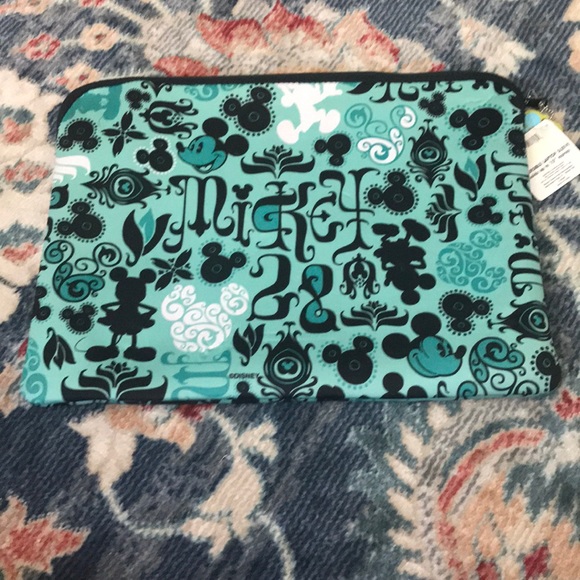 mickey mouse laptop sleeve